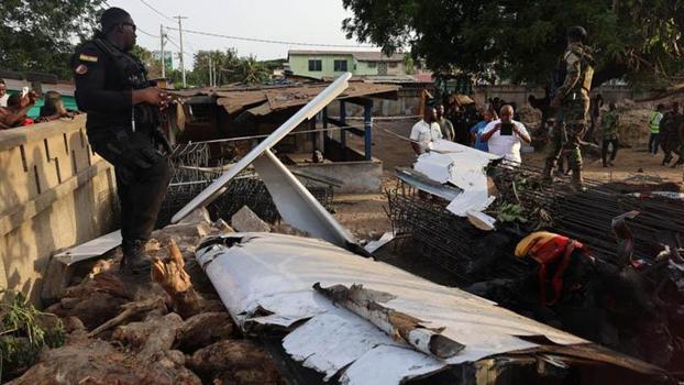 Gana'da küçük uçak düştü: 2 ölü