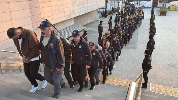 Eskişehir merkezli yasa dışı bahis ve dolandırıcılık operasyonunda 49 şüpheli adliyede