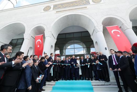 Cumhurbaşkanı Erdoğan: Milli ve manevi kimliğimize sahip çıkmaya devam edeceğiz / Fotoğraflar