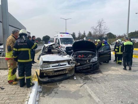 Otomobilin çarptığı kamyonetin sürücüsü öldü