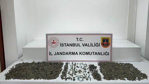 Sancaktepe'de düzenlenen operasyonda 8 bin 582 tarihi eser ele geçirildi