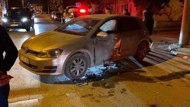 Bursa'da 3 aracın karıştığı zincirleme kaza: 5 yaralı