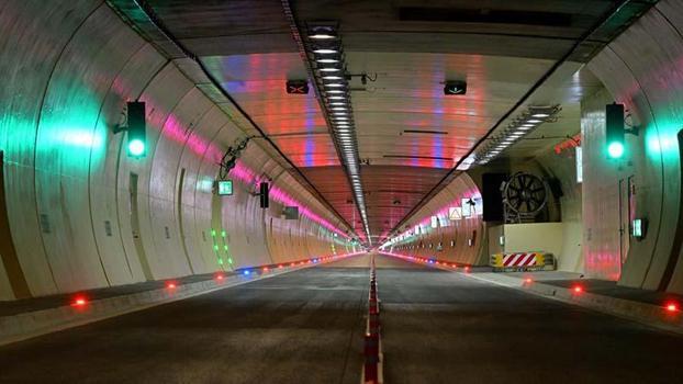 Türk şirketin inşa ettii Slovenya ile Avusturya’yı birbirine bağlayan tünel trafiğe açıldı