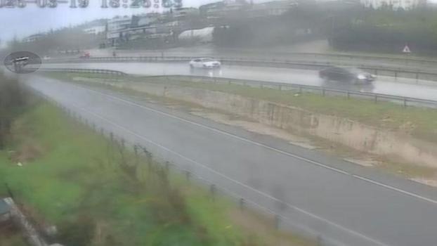 Büyükçekmece D-100 Karayolu'nda midibüs devrildi; 1 ölü 9 yaralı