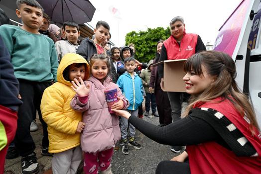 Mersin’de, çocuklara bayram sürprizi