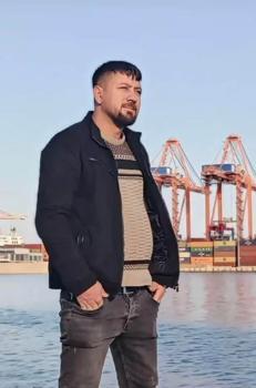 Niğde’de hafif ticari araç elektrik direğine çarptı: 1 ölü, 1 yaralı / Ek fotoğraf