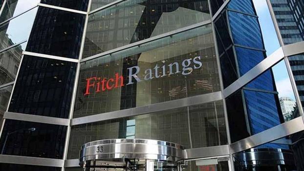 Fitch: Hürmüz Boğazı 6 ay kapalı kalırsa petrol fiyatları ortalama 120 doları görebilir