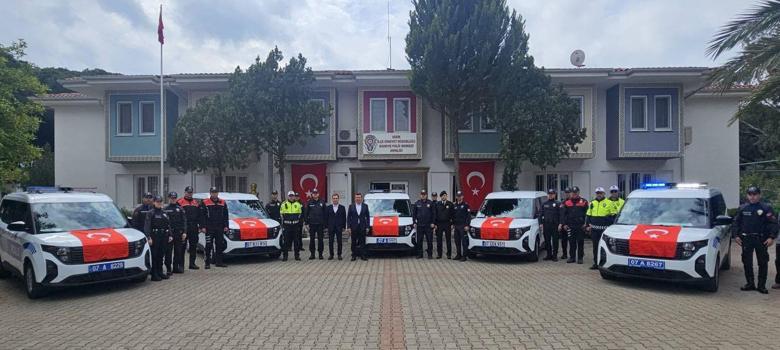 Serik İlçe Emniyet Müdürlüğü’ne 5 yeni araç