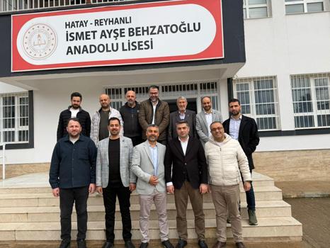 Mezun oldukları okulda buluştular