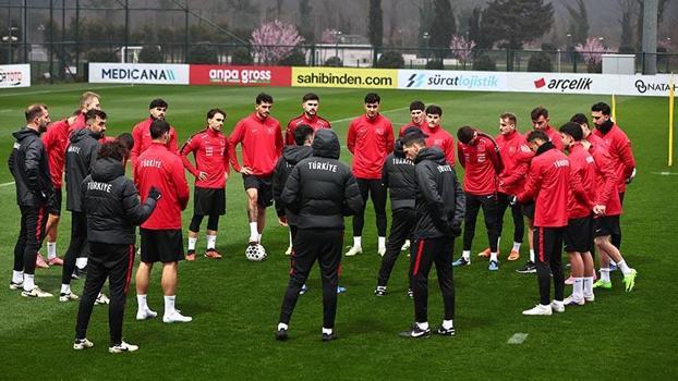 A Milli Futbol Takımı, Romanya maçının hazırlıklarına devam etti