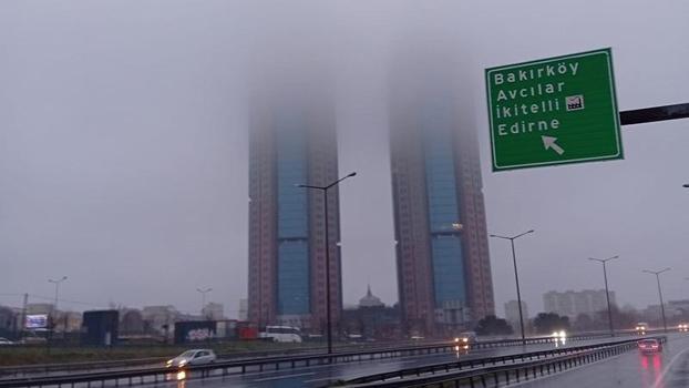 İstanbul'da sis etkili oluyor