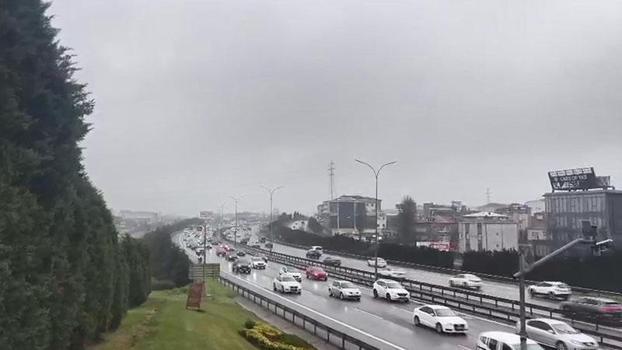 Ramazan Bayramı'nın son gününde Çamlıca gişelerinde trafik yoğunluğu
