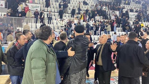 Karşıyaka potada dağıldı