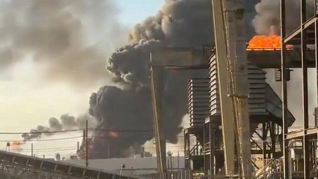 ABD'nin Texas eyaletindeki petrol rafinerisinde patlama meydana geldi