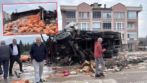 Fren sisteminde arıza olduğu iddia edilen kamyon, 4 araca çarptı: 19 yaralı