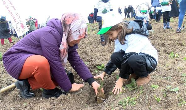 Bursa’da 18 bin fidan toprakla buluştu