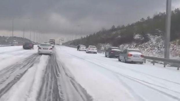 Ankara'da sağanak ve dolu yağışı etkili oldu