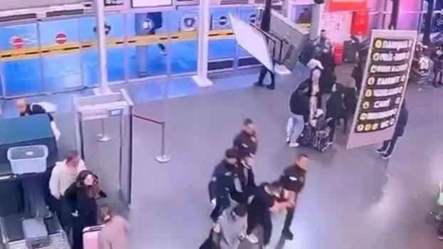 Babasını öldüren şüpheli Bursa'da otogarda yakalandı; o anlar kamerada