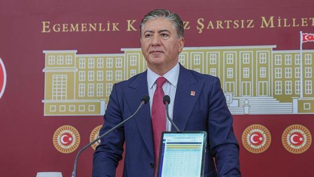 CHP'li Emir: Gazetecileri ayakaltından çekme operasyonlarına son verelim
