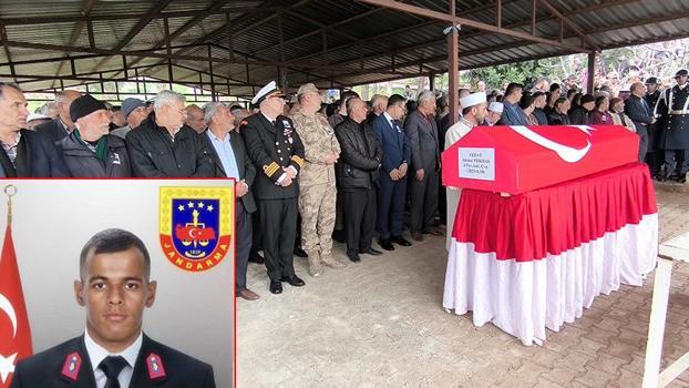 Kalp krizi geçiren astsubay toprağa verildi