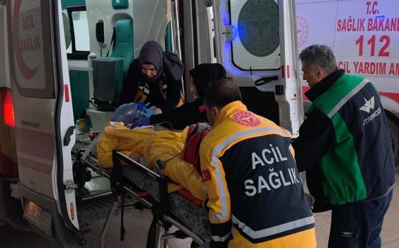 Bayılan arkadaşının ardından yarım kalan temizlik için kazana girince zehirlenip öldü