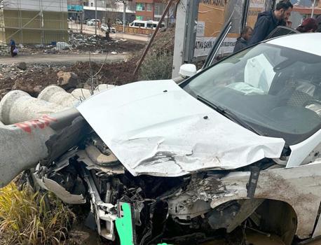 Gaziantep’te TIR ile otomobil çarpıştı: 2 yaralı