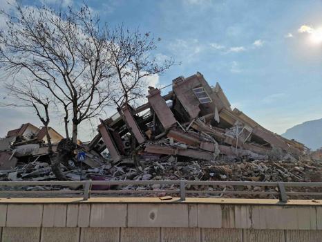 Türkiye ve Macaristan'daki üniversitelerden deprem çalışmalarına yönelik iş birliği