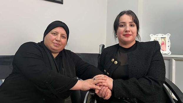 Annesinden böbrek nakli yapıldı, eğitimle hayata sarıldı