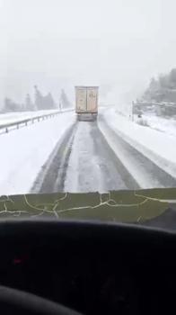 Antalya- Konya yolunda kar yağışı