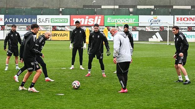 Beşiktaş’ta derbi hazırlıkları sürüyor