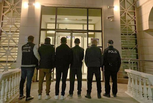 Gaziantep'te takside 4 kaçak göçmen yakalandı