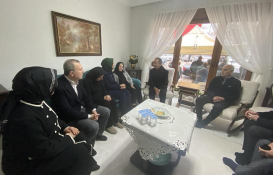 AK Partili Kaya'dan şehit ailesine ziyaret