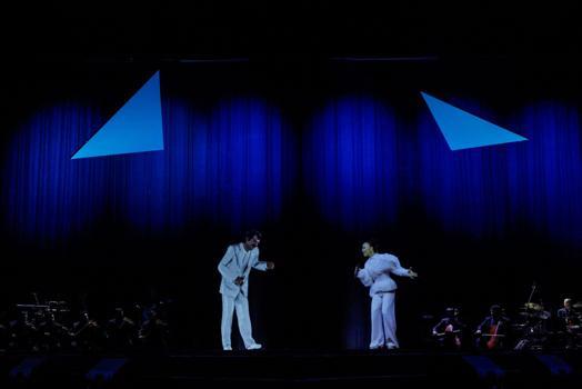 Müslüm Gürses hologramı, Türk Telekom 5G ile AKM’de sahne aldı