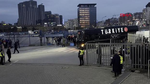 A Milli Futbol Takımı, Kosova maçı için stada ulaştı