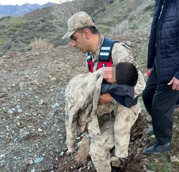 Oyun oynarken kaybolan Emin, 1,5 kilometre uzaklıkta bulundu
