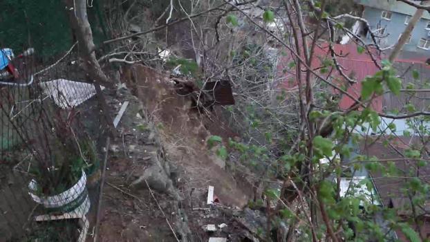 İstanbul- Sarıyer’de toprak kayması nedeniyle 6 bina tahliye edildi