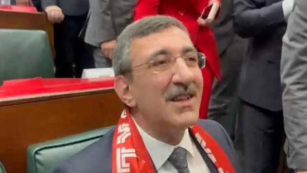 Cevdet Yılmaz: Akaryakıt fiyat artışının ülkemize daha sınırlı yansımasını sağladık