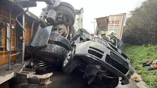 TEM’de 2 TIR, tanker ve otomobil çarpıştı: 2 ölü