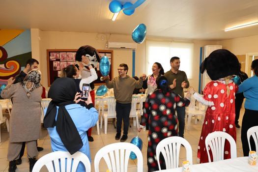 Toroslar, Dünya Otizm Farkındalık Günü’nde anlamlı buluşma