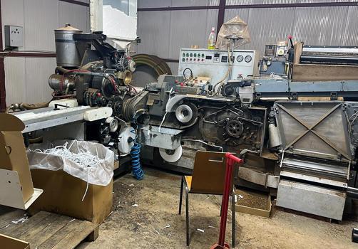 Kaçak sigara üretimi yapan tesise operasyon; 15 gözaltı