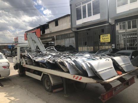 Sakarya'da 'kaçak oto parça' operasyonu