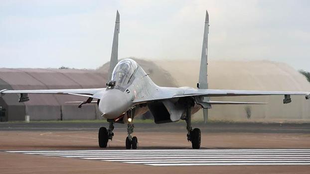 Rus savaş uçağı Kırım’da düştü