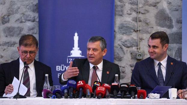 Özgür Özel: Bu dönemin en büyük ayıbı parlamentoda Romanların temsil edilmiyor oluşu