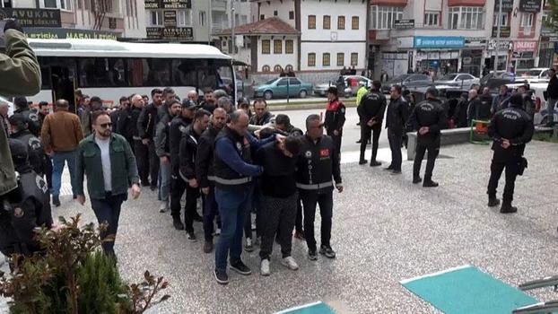 Çorumda 'sazan sarmalı' operasyonu: 21 tutuklama