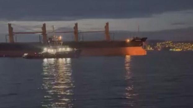 İstanbul Boğazı'nda gemi arızası; trafik çift yönlü askıya alındı