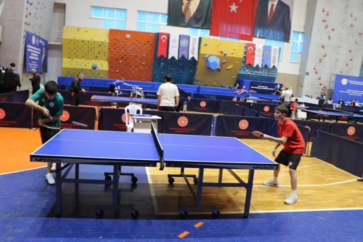 İşitme Engelliler Masa Tenisi Türkiye Şampiyonası Samsun’da başladı