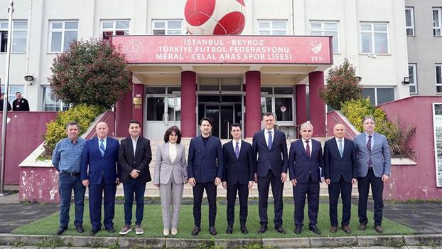 Muhammet Macit, Yusuf Yerkel ve Emrah Bayraktar, TFF Meral-Celal Aras Spor Lisesi'nde incelemelerde bulundu