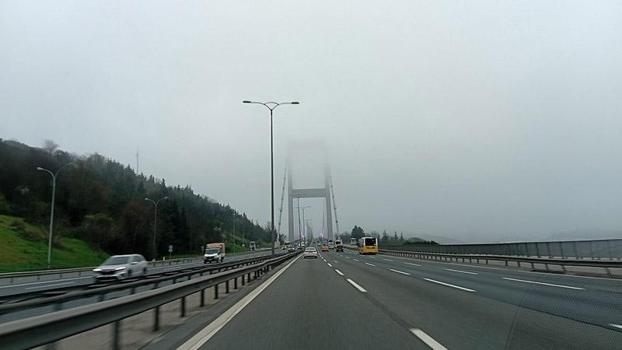 İstanbul'da sis etkili oluyor