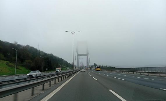 İstanbul'da sis etkili oluyor