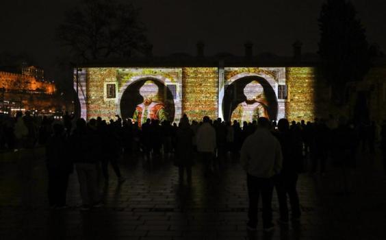 Bursa’nın 700 yıllık destanı ışık gösterisiyle anlatıldı